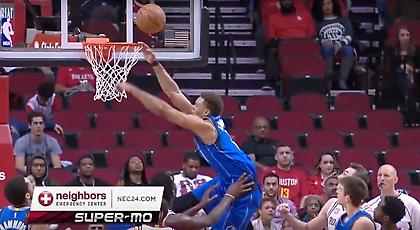 Το χειρότερο κάρφωμα που έχετε δει (video)