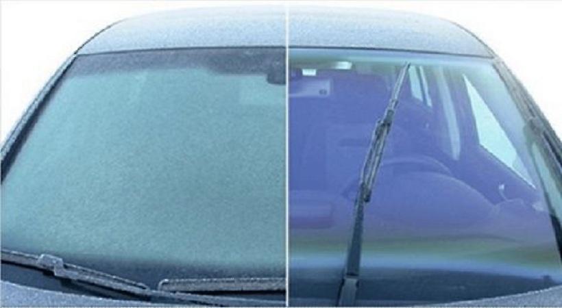 Έτσι θα ξεπαγώσετε το παρμπρίζ σας σε μόλις 1 δευτερόλεπτο