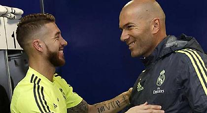 Η Sport αποκαλεί κ@@@φαρδο τον Ζιντάν (σκίτσο)