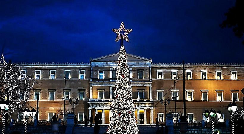 Oι γειτονιές της Αθήνας γεμίζουν ζωή, φως και μουσικές