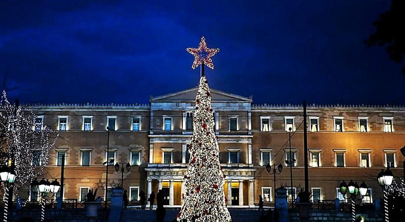 Oι γειτονιές της Αθήνας γεμίζουν ζωή, φως και μουσικές