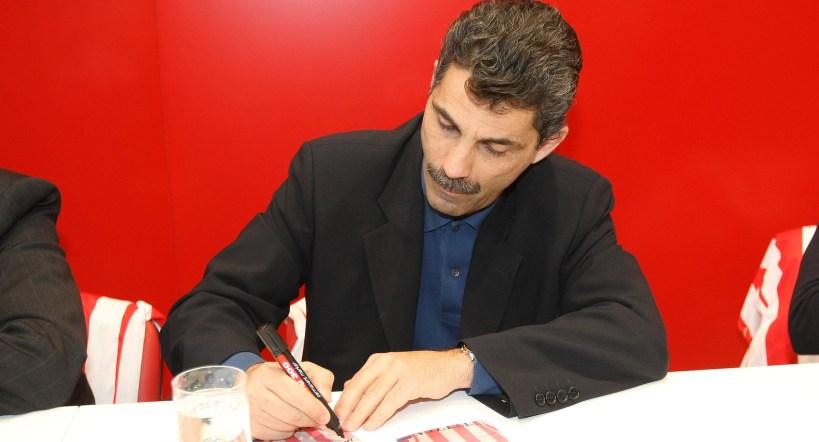 Ξανθόπουλος στον ΣΠΟΡ FM: «Ο Σιόβας παίζει με… ένα μάτι στον Ολυμπιακό»