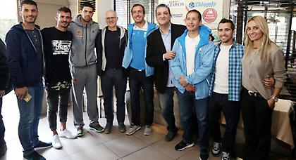 Γεύμα αγάπης με Φελντέιν, Μιλλούση, Μάρα, Μητσικώστα και άλλους