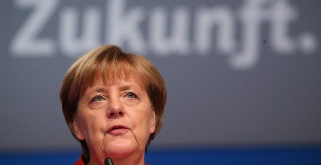 Αποστάσεις Μέρκελ από Τραμπ: Επιμένουμε στην πολιτική της μίας Κίνας