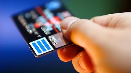 Τι αλλάζει στη ζωή μας με πλαστικό χρήμα, αφορολόγητο και ρύθμιση για τα αδήλωτα εισοδήματα