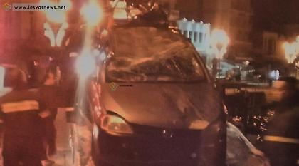 Μυτιλήνη: Βίντεο - ντοκουμέντο από την πτώση του αυτοκινήτου στην θάλασσα