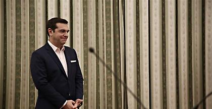 Επίθεση Τσίπρα σε «ανόητους» τεχνοκράτες: «Δε θα ρωτήσουμε κανέναν» για τα πλεονάσματα