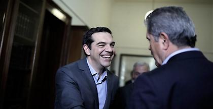 Τσίπρας προς Σόιμπλε: Όλοι πρέπει να σεβαστούν τις θυσίες των Ελλήνων