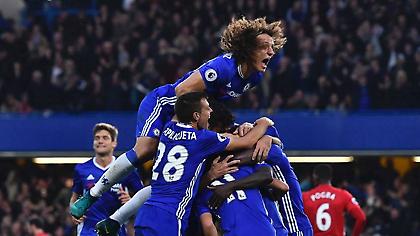 Το χριστουγεννιάτικο βίντεο της Τσέλσι τα έχει όλα