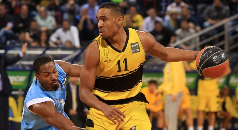 Τζένκινς: «Είμαι σίγουρος πως οι συμπαίκτες μου θα κάνουν αυτό που πρέπει»