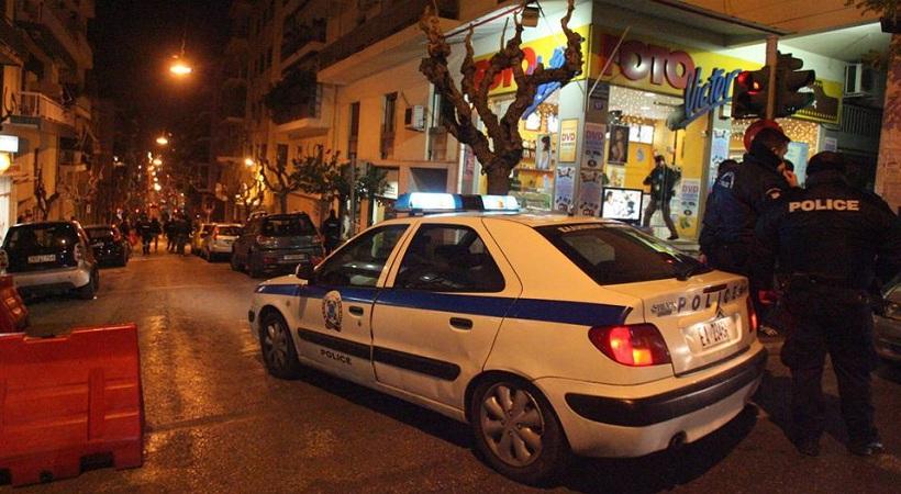 Eνταση στα Εξάρχεια: Επιθέσεις με μολότωφ εναντίον αστυνομικών