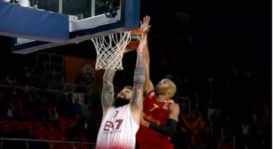 Η φοβερή τάπα του Τάιους στον Ραντούλιτσα! (video)