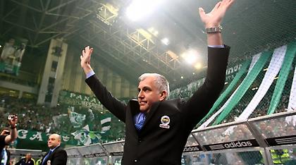 Η αποθέωση του Ομπράντοβιτς από τους οπαδούς του Παναθηναϊκού (video)