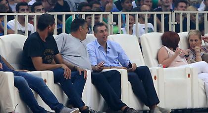 Κατέβηκε και στα αποδυτήρια ο Διαμαντίδης!