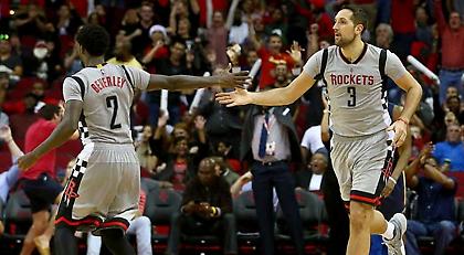 «Βομβαρδισμός» και ιστορικό ρεκόρ από Ρόκετς