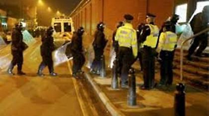 Βρετανία: Εξέγερση σε φυλακή του Μπέρμιγχαμ