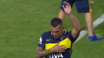 «Έπεσε» το «Μπομπονέρα» στο αντίο του Τέβεζ (video)