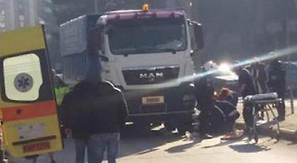 Ιωάννινα: Νταλίκα παρέσυρε και τραυμάτισε δυο ηλικιωμένες