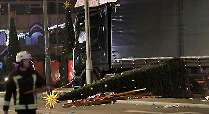 Βίντεο-σοκ από το μακελειό στο Βερολίνο: Θύματα κείτονται στον δρόμο!