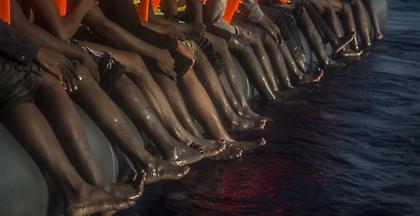 4.901 πρόσφυγες έχασαν τη ζωή τους στη Μεσόγειο το 2016