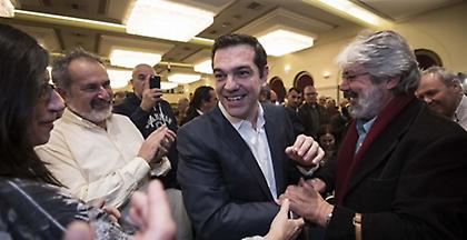 Τσίπρας: Είμαστε έτοιμοι για ανάκαμψη, αρκεί κάποιοι να αφήσουν τα φτερά μας