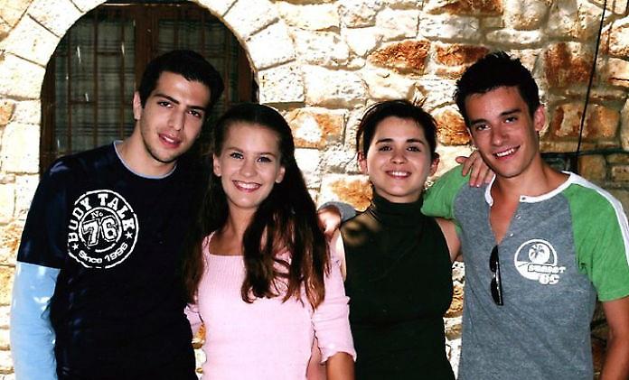 Τους θυμάστε; Δείτε πως είναι σήμερα ο Μπίλι και ο Διονυσάκης από το «Καφέ της Χαράς»