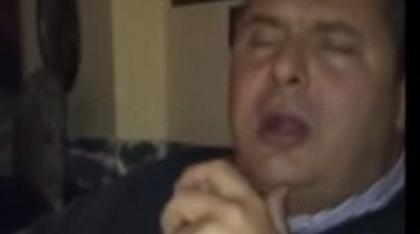 O Πάνος Καμμένος τραγουδάει το «Βρέχει στη φτωχογειτονιά» (video)