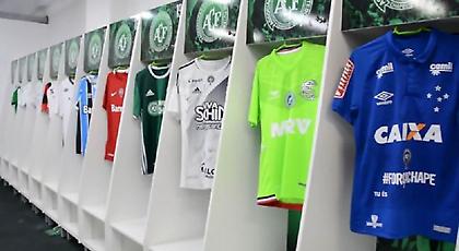 Συγκλονιστικό βίντεο από τα αποδυτήρια της Σαπεκοένσε!