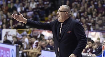 Ρέπεσα: «Η κρίση στην Αρμάνι έχει διαρκέσει περισσότερο από το συνηθισμένο»