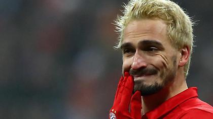 ΕΠΟΣ: Το άθλιο μαλλί του Χούμελς έγινε από... χασούρα σε στοίχημα (pics)