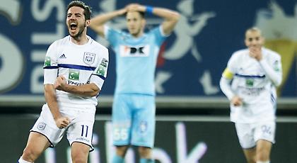 «Καθάρισε» σε ματσάρα η Αντερλεχτ