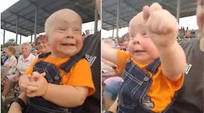 Βίντεο: Επική αντίδραση μπόμπιρα στον πρώτο του αγώνα ταχύτητας