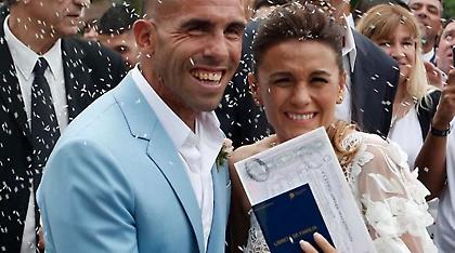 Κάρλος Τέβες: Λήστεψαν το σπίτι του την ώρα που παντρευόταν!