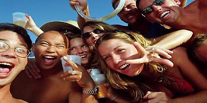 4ος δημοφιλέστερος προορισμός διακοπών η Ελλάδα για τους Βρετανούς το 2017