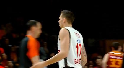 Το έβαλε από… το σπίτι του ο Στρέλνιεκς (video)