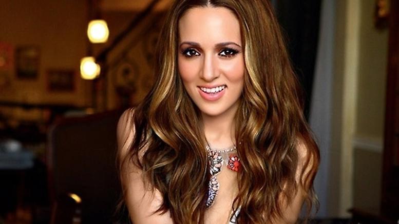 «Πέρασα δυο κρίσεις στον γάμο μου», εξομολογείται η Καλομοίρα