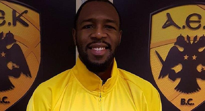 Με Ελονού στη Σαρδηνία η ΑΕΚ