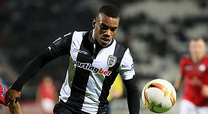 Κορδελίτσα και στο αεροδρόμιο ο Γκάρι