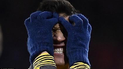 Έξαλλος ο Αλέξις Σάντσες από την ισοπαλία της Άρσεναλ! (pics&vid)