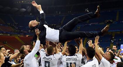 ΘΕΜΑ: Ένας χρόνος Ζιντάν-Ρεάλ. Ένας χρόνος τίτλοι και ρεκόρ!