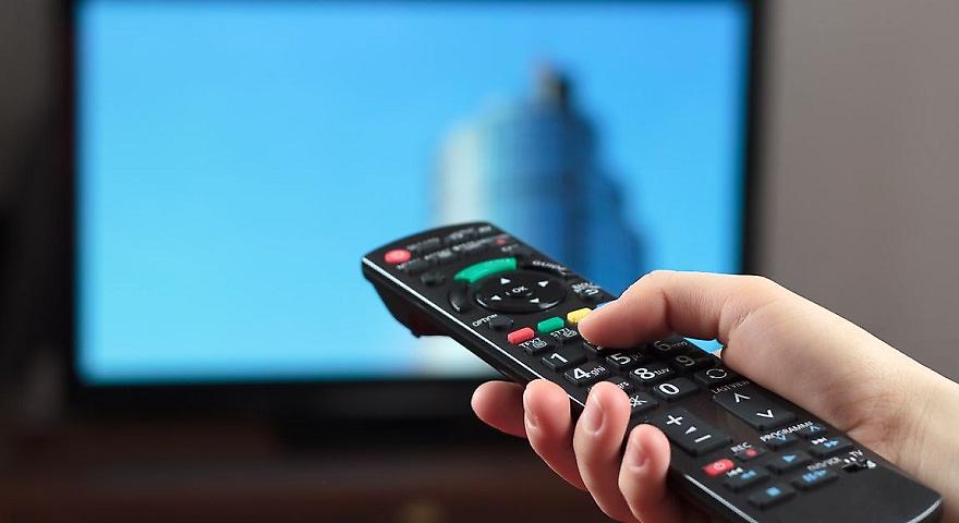 Ρίχνουν αυλαία τρεις αγαπημένες ελληνικές σειρές