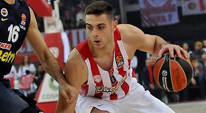 Παπαπέτρου: «Αντί ‘Καλή Χρονιά’, μας λένε ‘Νικήστε τον Παναθηναϊκό’»