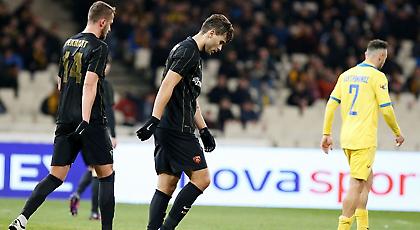 Τόσο λάθος ΑΕΚ: Εξι μεσοεπιθετικοί, αλλά απειλούσαν οι αμυντικοί...