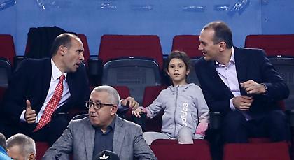 Κατέβηκαν στα αποδυτήρια οι Αγγελόπουλοι