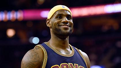 Λεμπρόν: «Θέλουμε πλέι μέικερ»