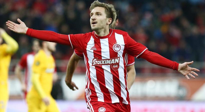 Το σκέφτεται ο Μπέντο για Μάριν