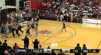 Άγριο ξύλο σε αγώνα μπάσκετ γυναικών (video)