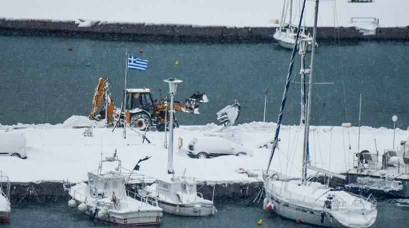 Δελτίο ΕΜΥ: Συνεχίζεται ο χιονιάς μέχρι την Τετάρτη - Ισχυρός παγετός σε όλη τη χώρα