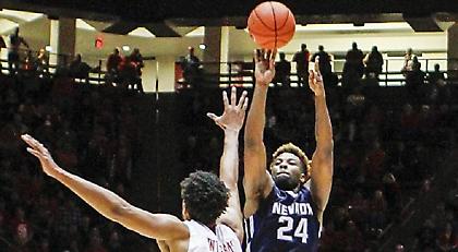 Α-ΠΙ-ΣΤΕΥ-ΤΗ ανατροπή στο NCAA! (video)