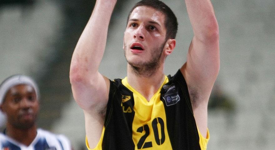 Μιλάει με Ορλαντίνα ο Ιβάνοβιτς της ΑΕΚ